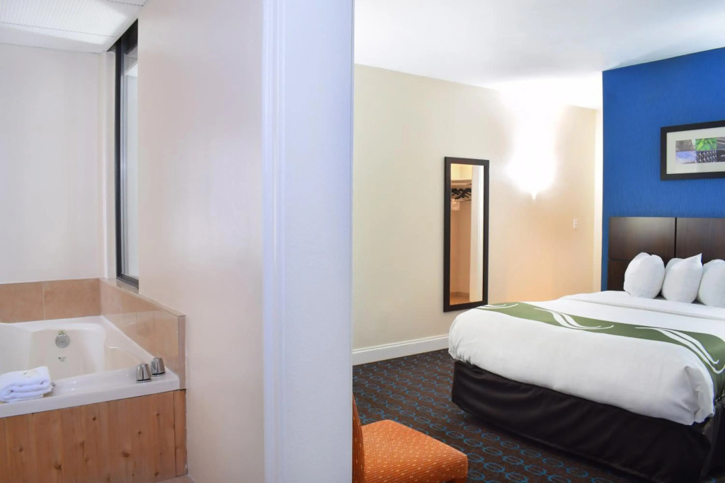 Quality Inn & Suites Middletown - Newport