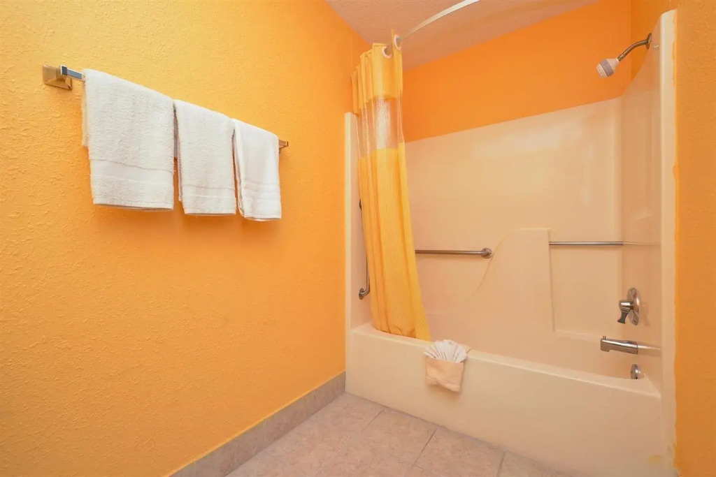 Americas Best Value Inn Canton, NC