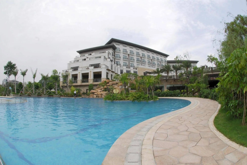 Golden Bay Resort