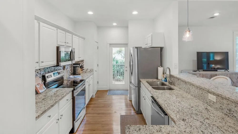 Close to the Beach & Close to the Pool