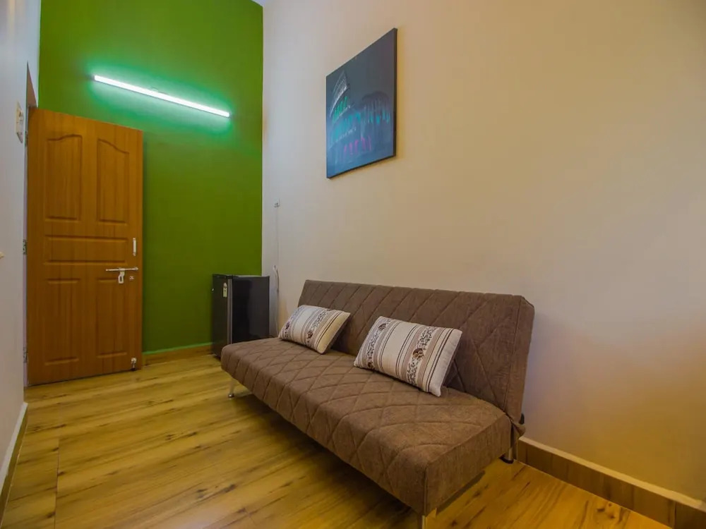 OYO 13065 Home Graceful 1BHK Baga