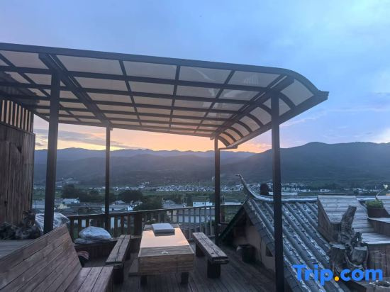 Jianchuan  Shaxi Feng mian · Tong chuan Homestay