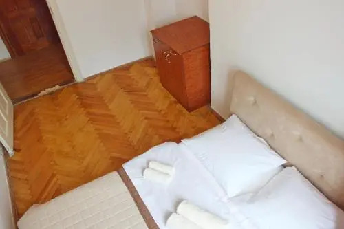 Apartments on Yaroslava Mudrogo street 27