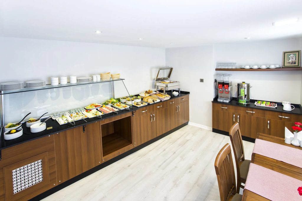 Perla Arya Hotel