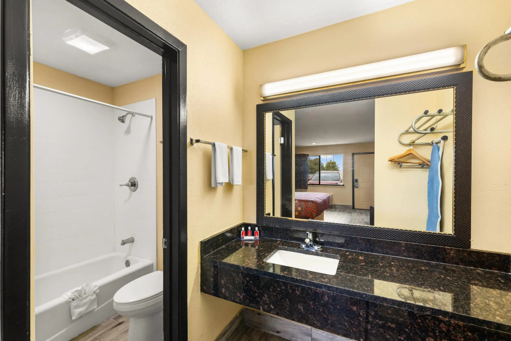 Econo Lodge Belton