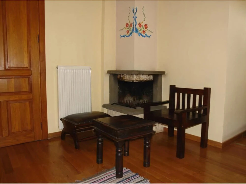 Dovra Hotel