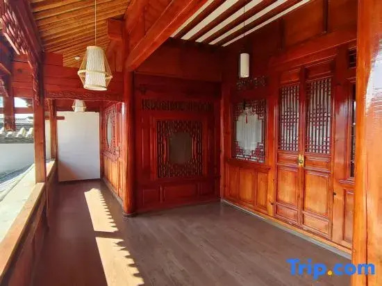 Shaxi Ancient Town Tianpan Homestay