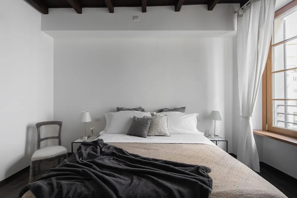 Filippo Juvara 6 by Holiday Solutions