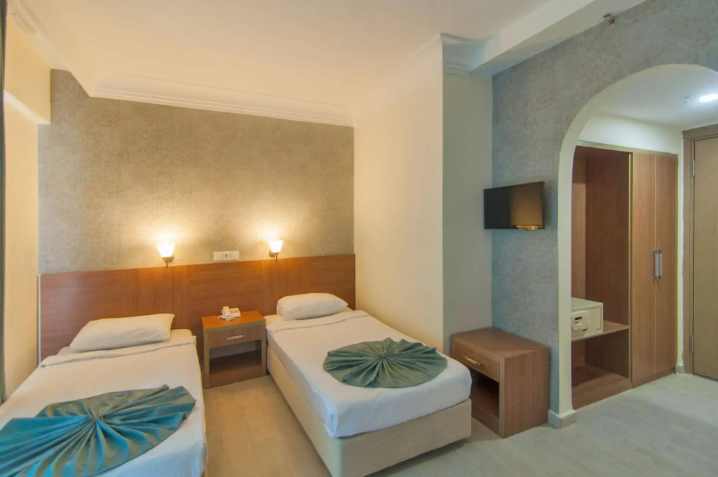 Отель Kolibri Resort