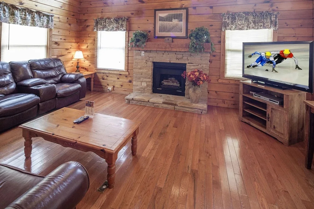 Log Heaven by Eagles Ridge Resort