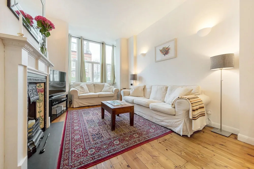 The Spacious Putney Duplex - SCF