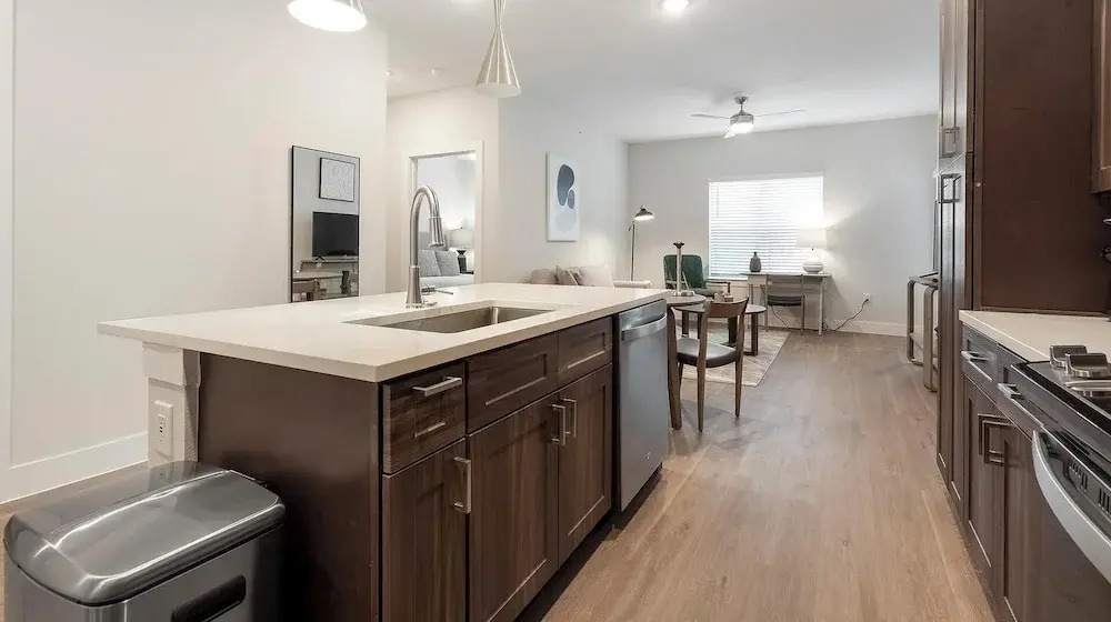 Landing Apartments near Navarro ISD