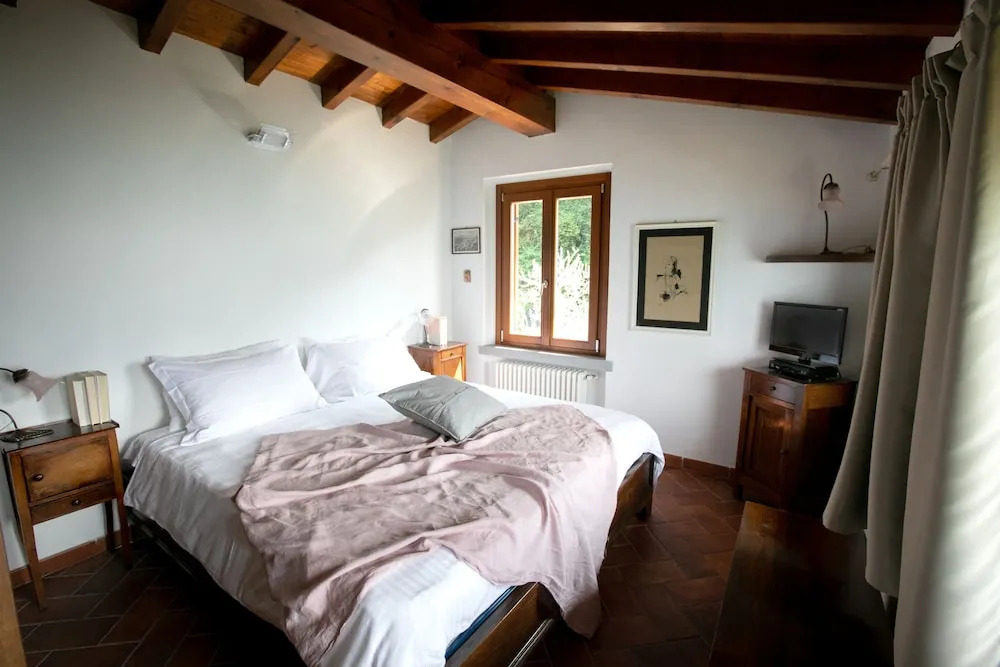 IseoLakeRental - La Stallina - Monte Isola