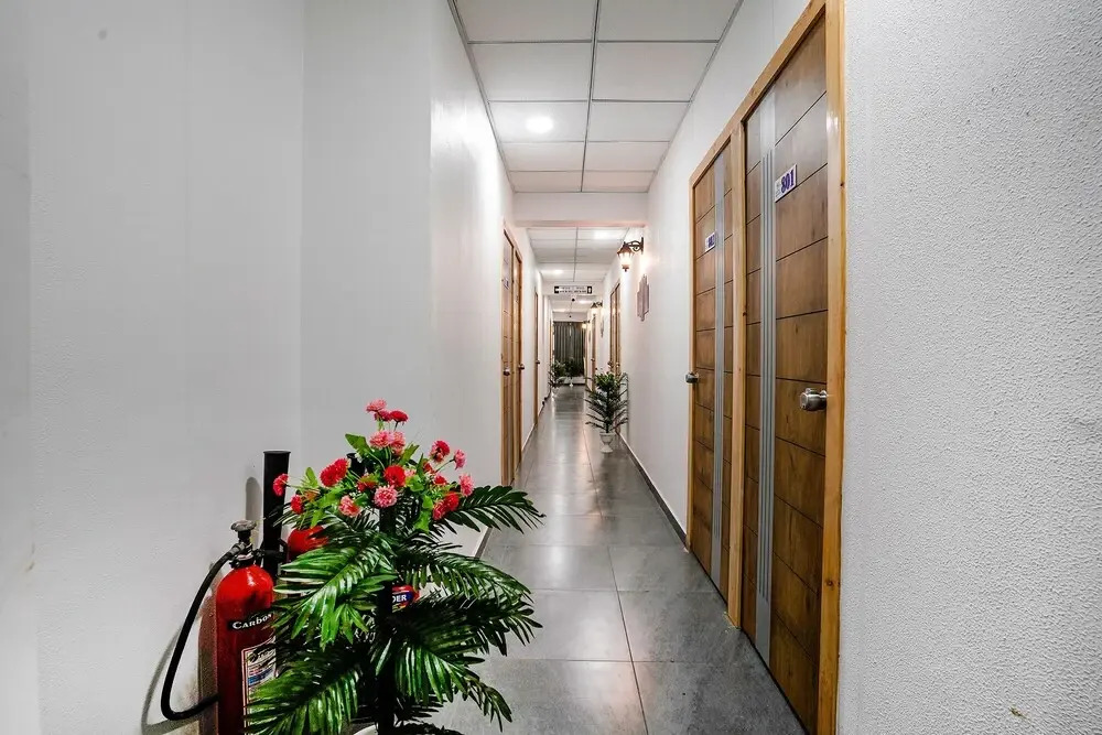 Hotel Skycity Premium AC Room in Surat