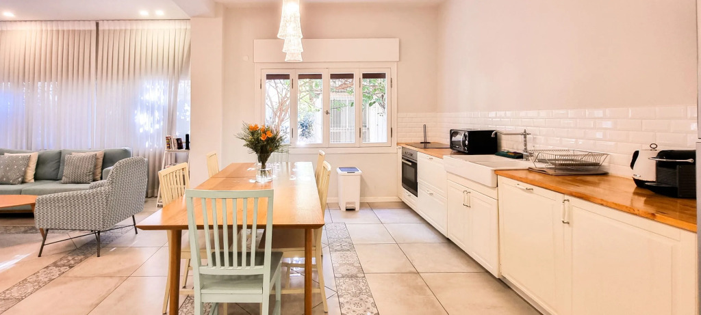 Apartment Pastel, 2BR, Tel Aviv, Center, Masaryk Blvd, #TL41