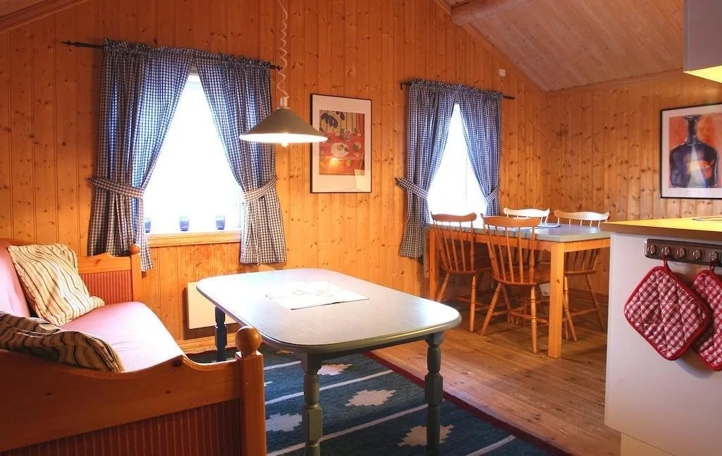 Reine Rorbuer - by Classic Norway Hotels