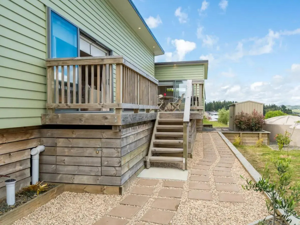 Driftwood Views - Mangawhai Heads Holiday Home