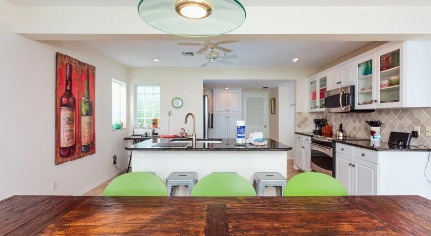 Paradise Bay Villa by Vacation Rental Pros