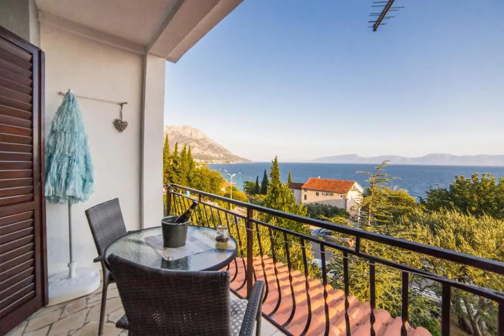 Apartment Mande