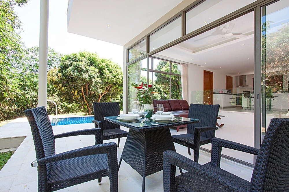 Triumph Villa