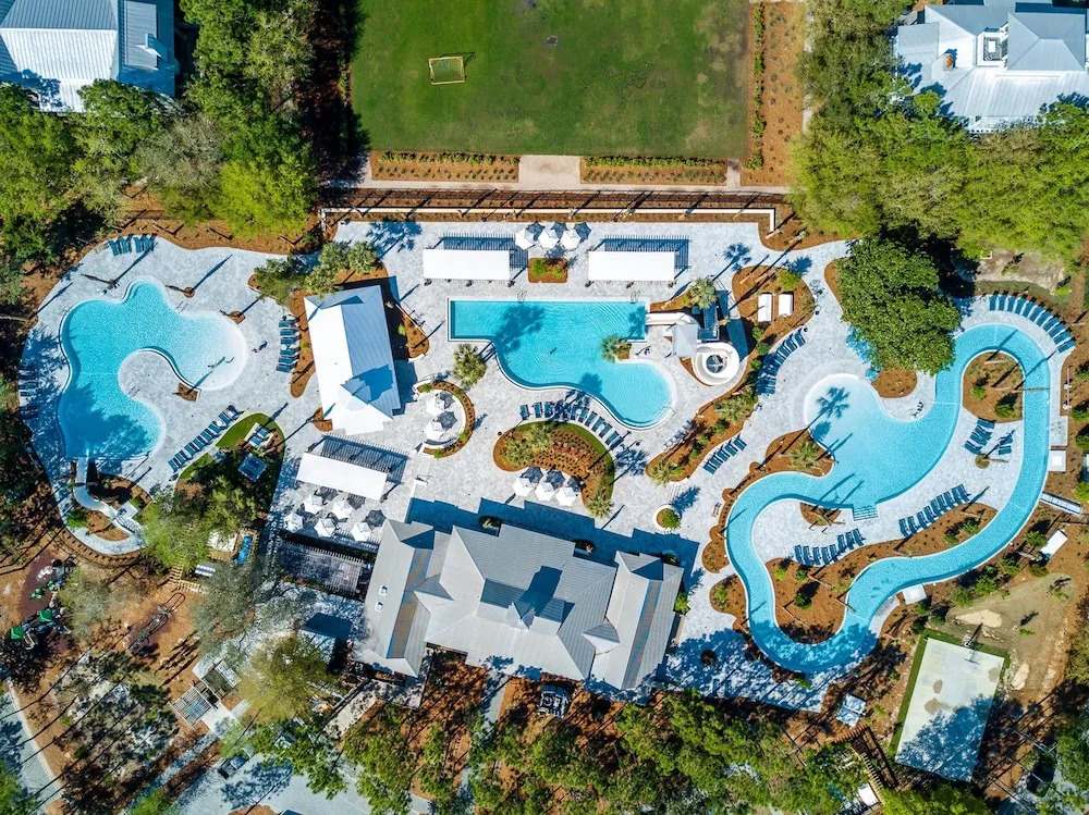 Watercolor - Park District 2-Bedroom Condos by 360 Blue