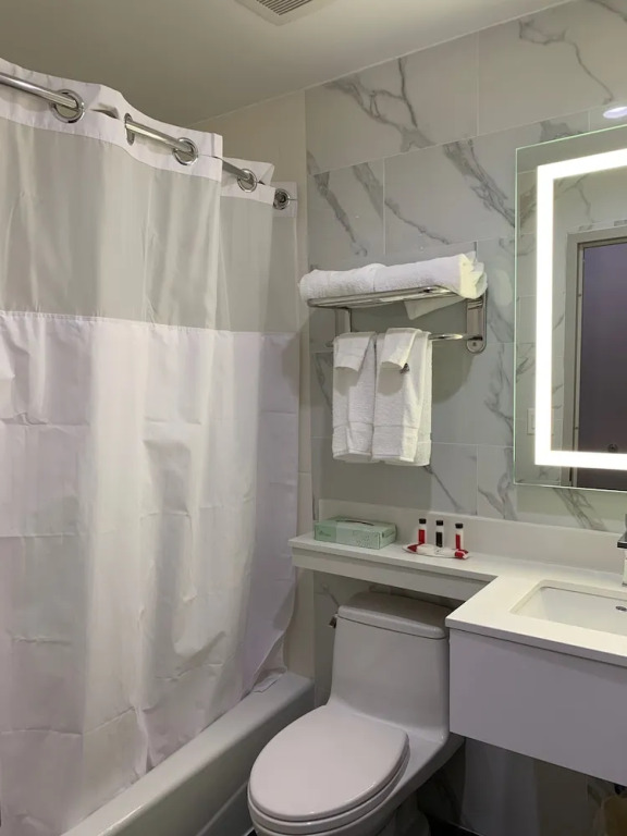 Baymont Inn and Suites by Wyndham Long Island City