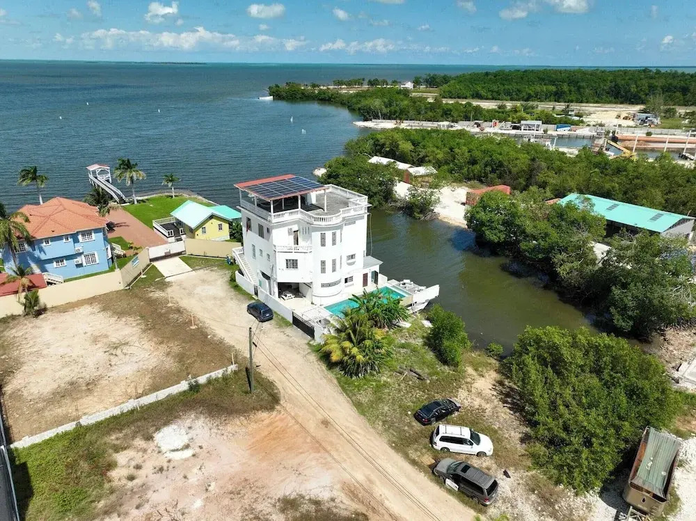 See Belize Tranquil Sea View Studio With