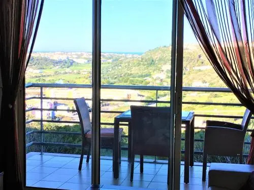 Luxury sea view T2 Old Town