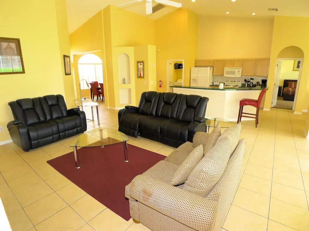 5 Bed Pool Home In Golf Community 131