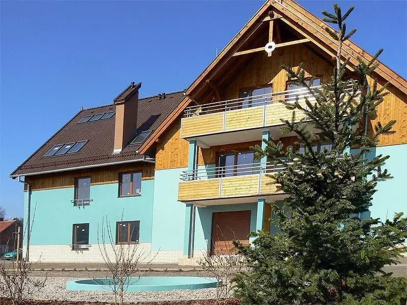 Apartamenty PIAMOLA Willa Turkusowa