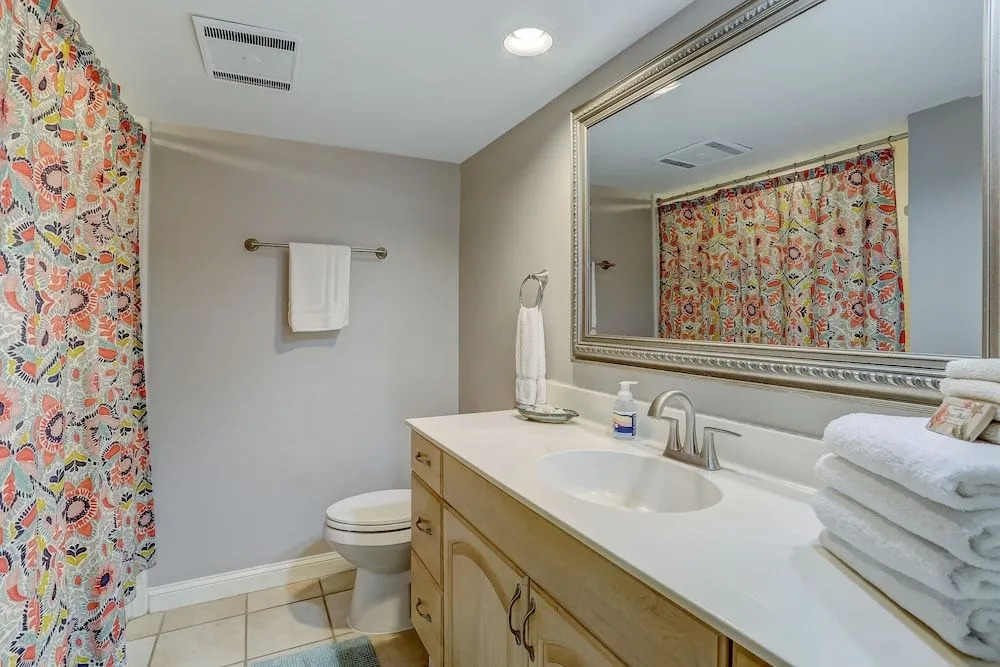 Club Villas Condo With Pool Access by Redawning