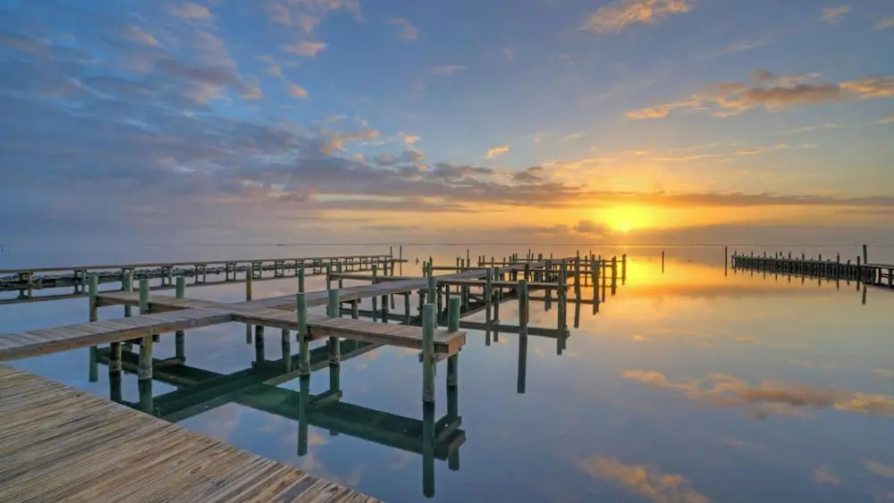 Sleeps 22 3 Homes on the Bay w/ Waterfront Pool + Boat Dock Laguna Village