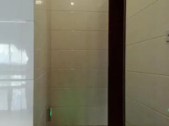 Yangzhong Yizhou Hotel