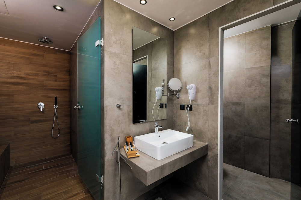 Aether Athens Urban Hotel
