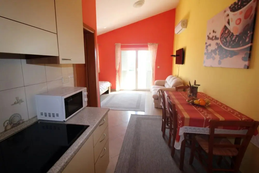 Room in Studio - Apartment Aniko Near the sea