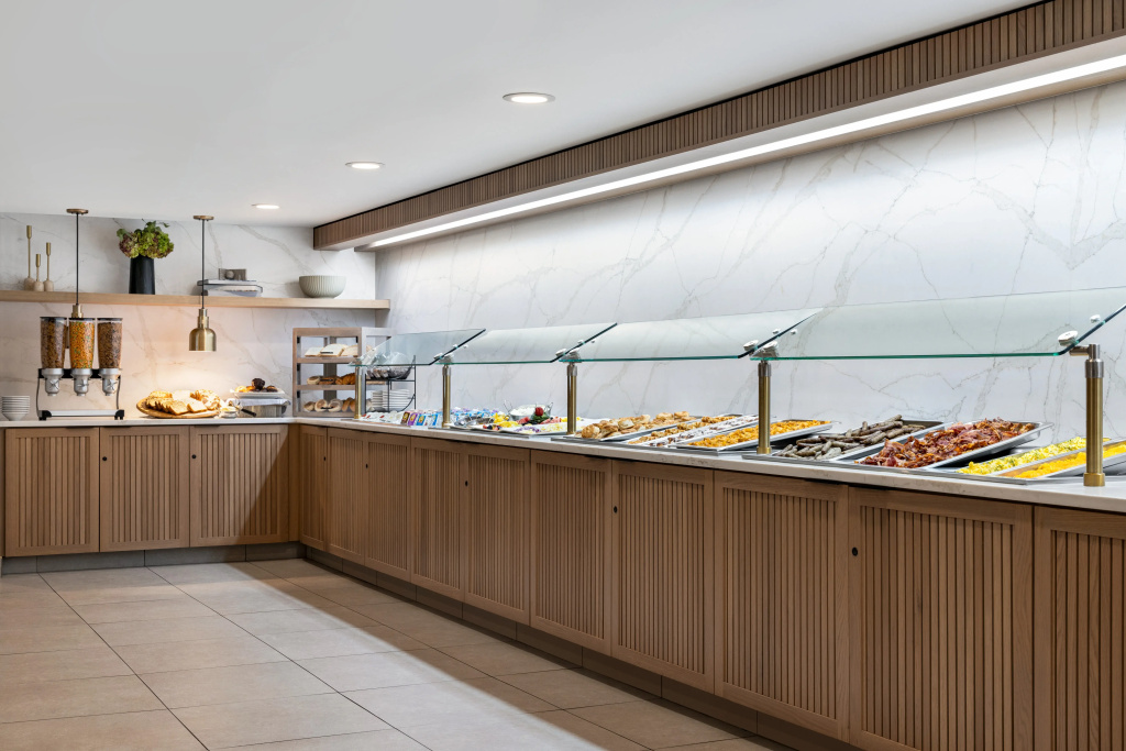 Crowne Plaza Louisville Airport Expo Ctr by IHG