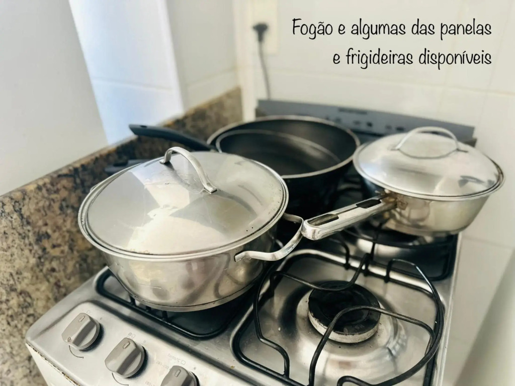 Mediterrâneo 507 - Todo Equipado, Suíte com Ar, Churrasqueira na Varanda, Internet 600MB WiFi, Estacionamento Grátis, a 1 Km das Praias