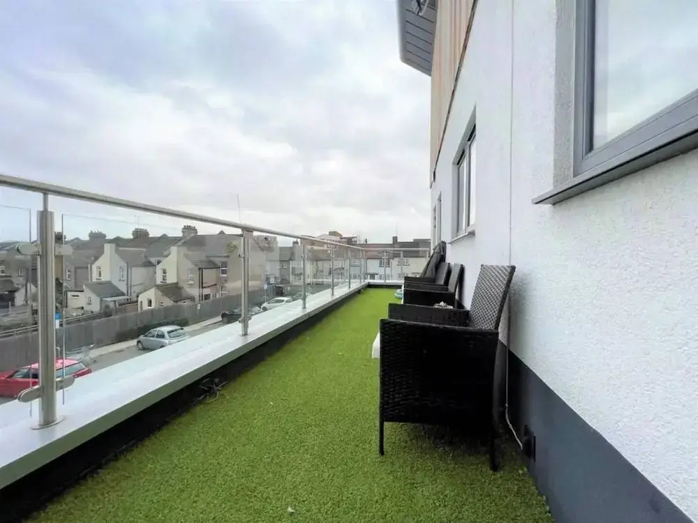 Dartfordapartment/2bed/balcony/freeparking/tv/wifi