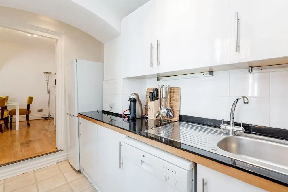 Earls Court Road Apartments