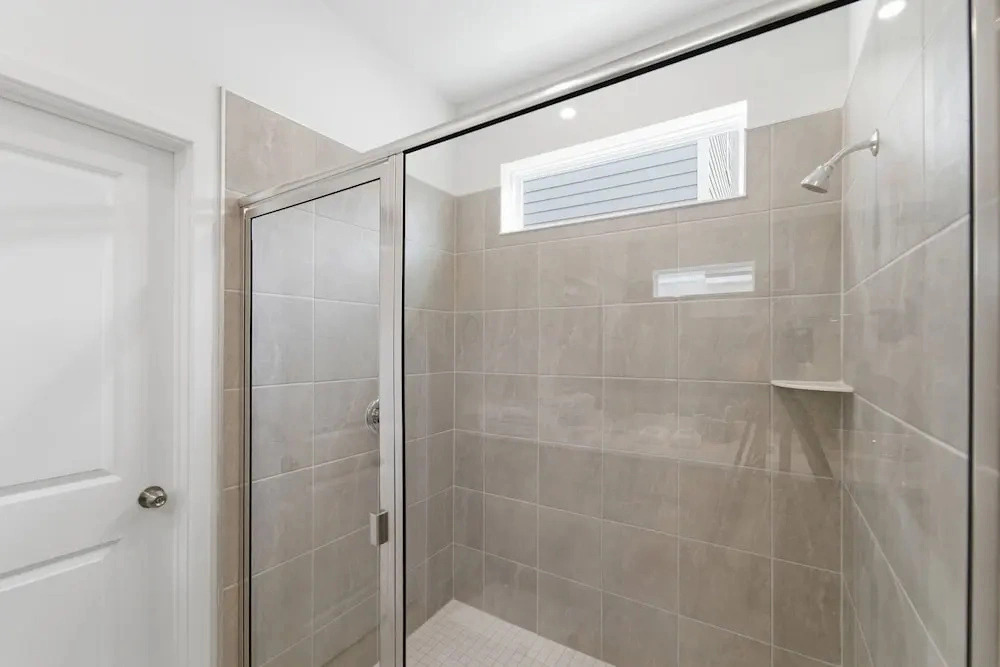 Luxury 7BR at Solara w Pool Cinema Game Room
