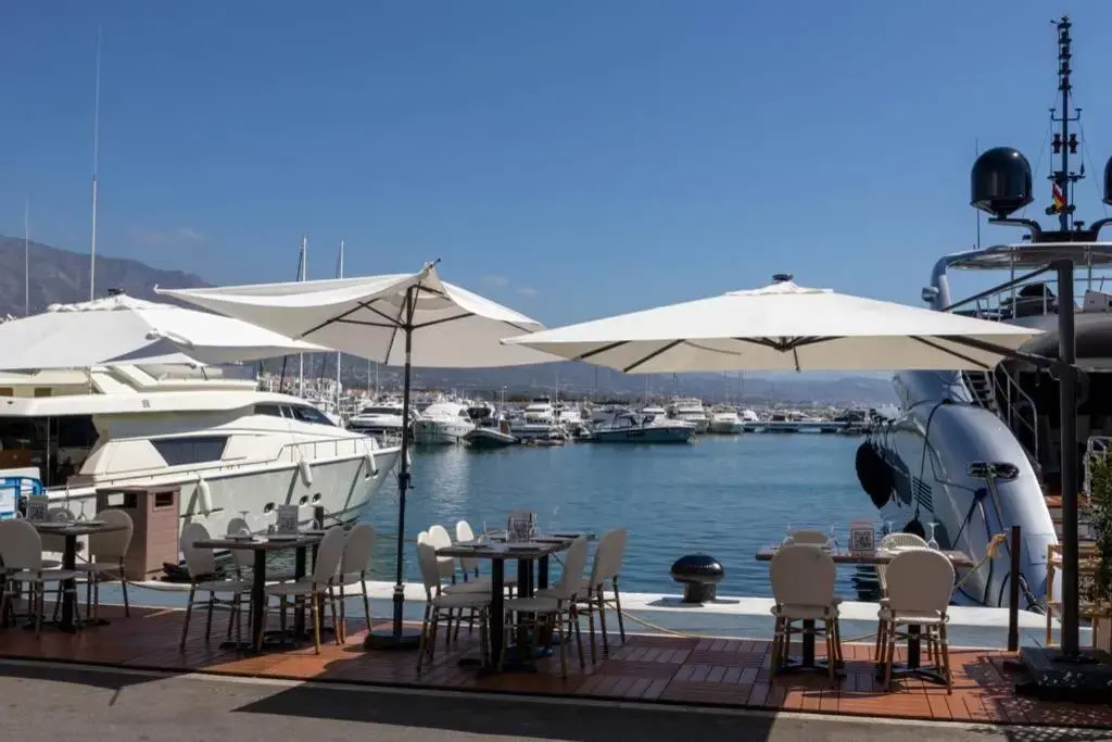Puerto Banus second line, luxury apartement