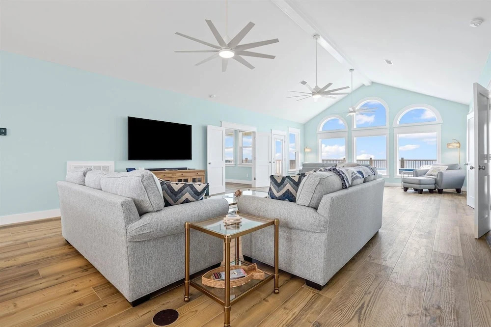Surfside - 2431 Bienville 4 Bedroom Home by RedAwning
