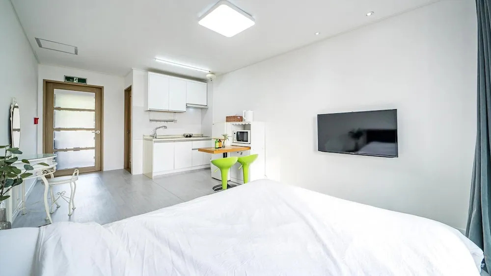 Yeosu Arens Pension