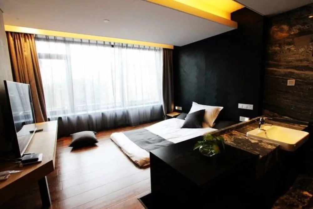 Shishimei Hotel
