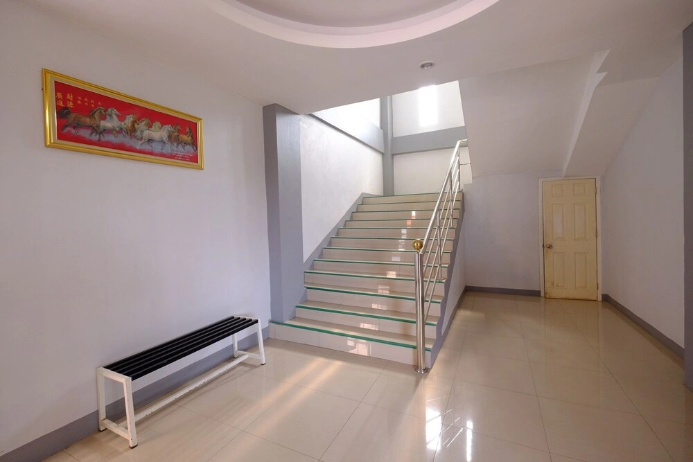 P.C.Tel Hotel