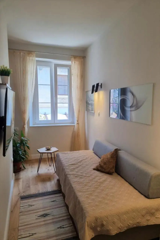 Old Town Apartment