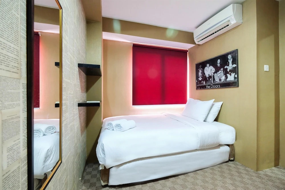 Cozy Trendy Green Palace Kalibata City Apartment