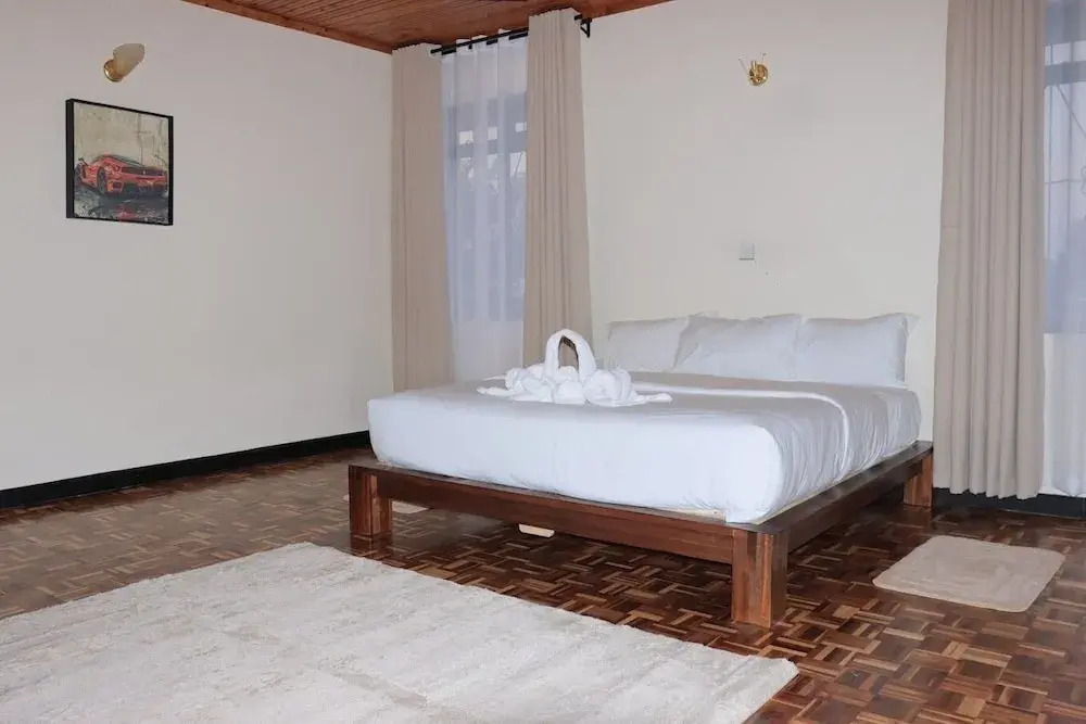 Lux Suites Hostpoa Airbnb's Eldoret