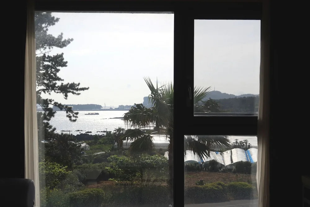 Hotel Seogwipean