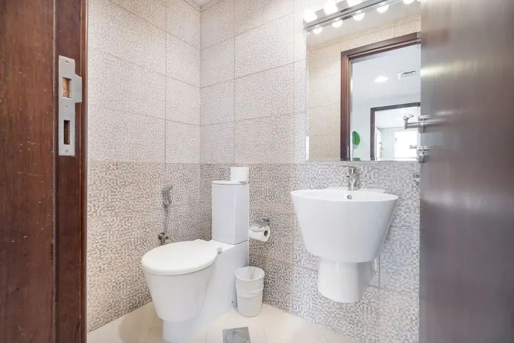 Contemporary Living by The Sea 2BD New Listing
